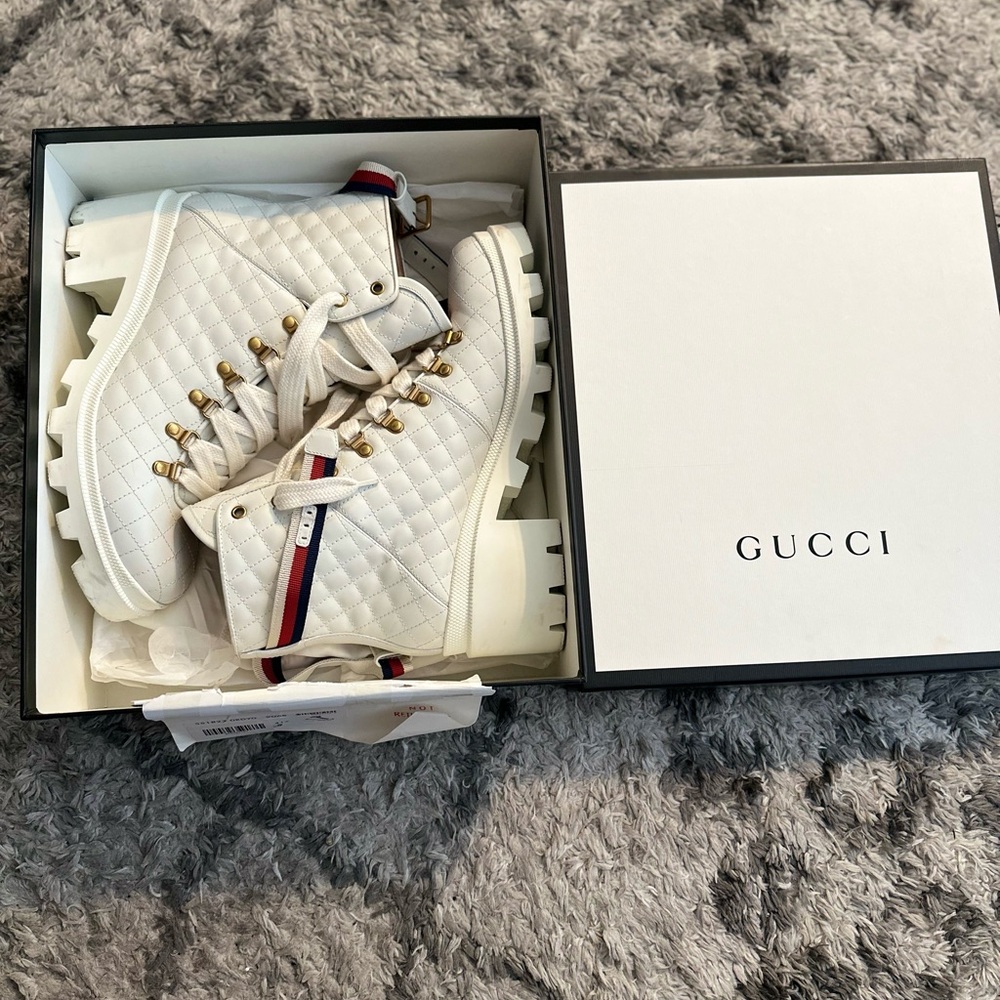 Gucci Sylive leather lace up boots 41.5 IT